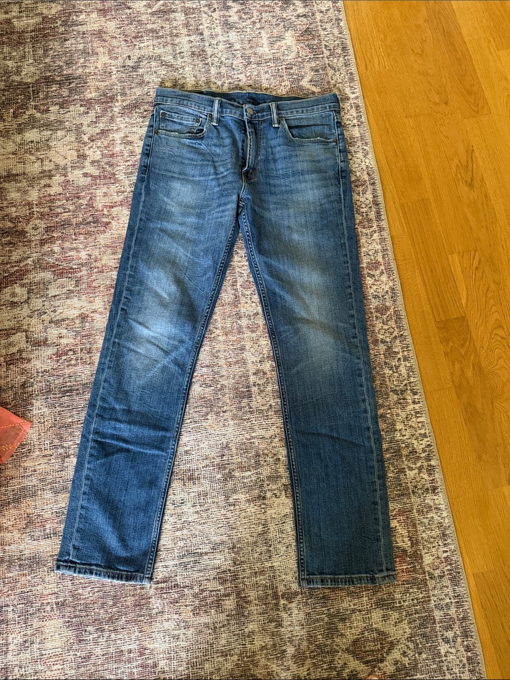 Levi's Slim Straight Medium Blue Jeans